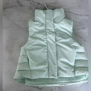 Rains Loop W Vest in Mineral